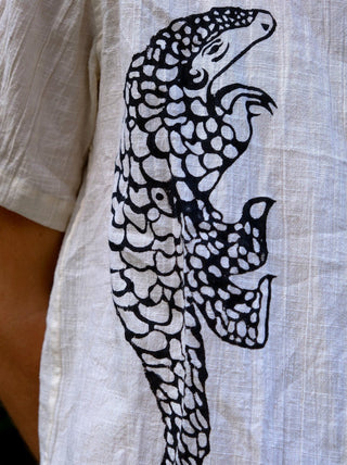 Pangolin shirt - Crystal Heal